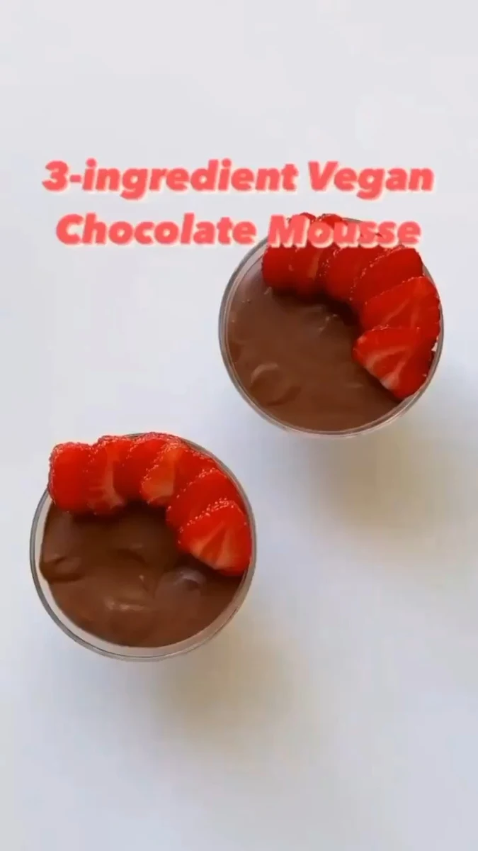 Mousse vegana de chocolate de 3 ingredientes